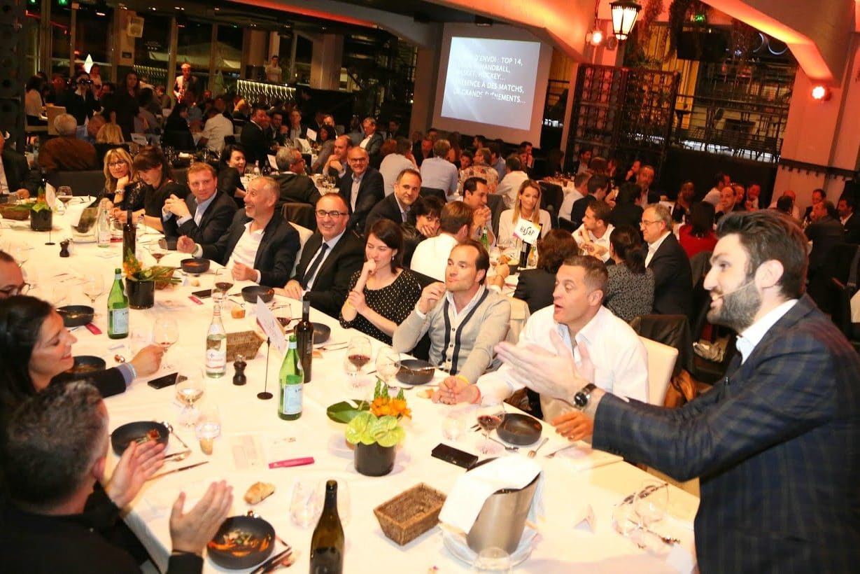 cropped-Conférence-magie-mentalisme-pour-entreprise-Lyon-Paris-Geneve.jpg