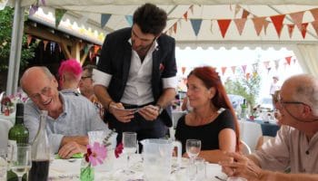 Animation Mariage à Paris Magicien Mentaliste repas magicien