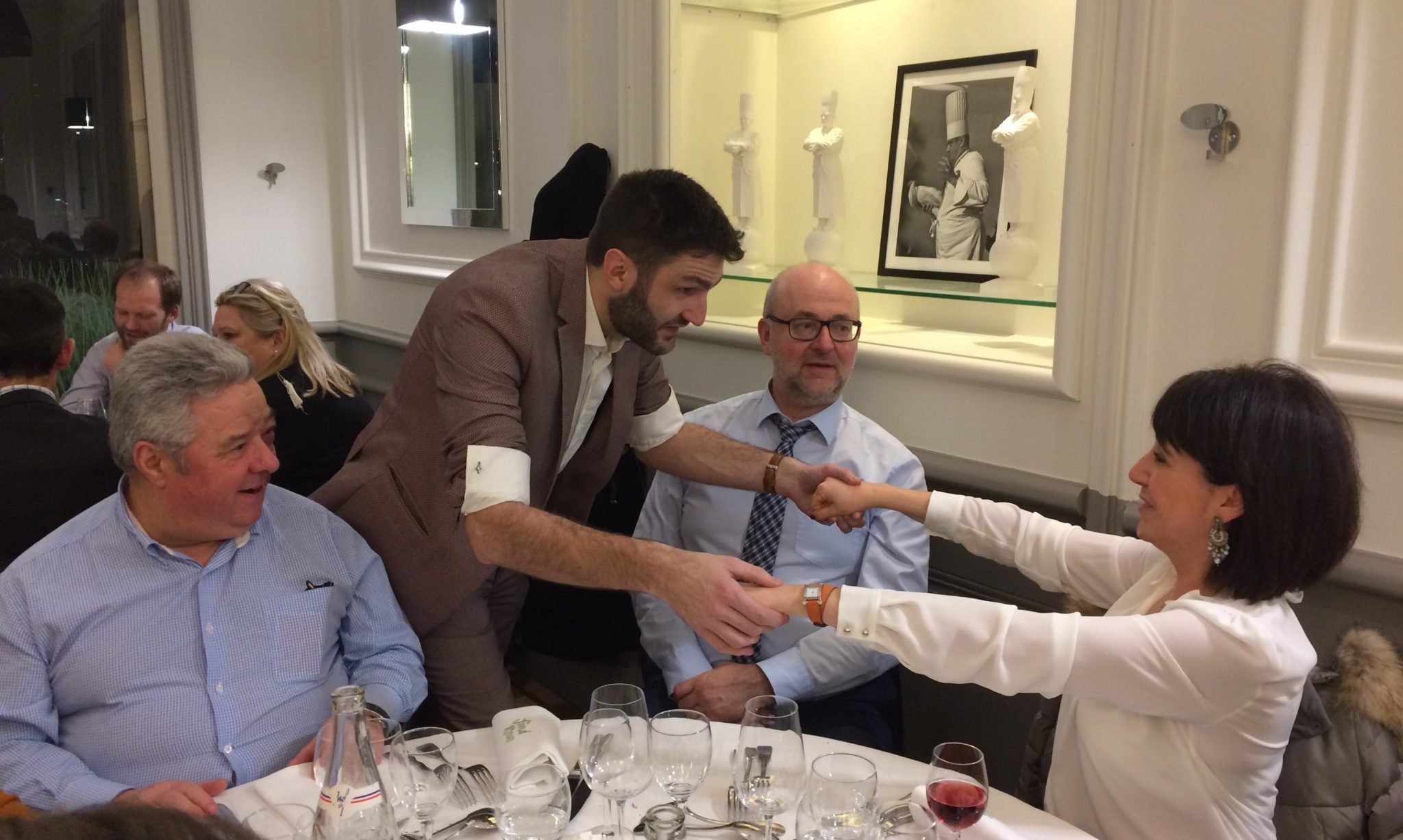 cropped-séminaire-Magicien-à-Lyon-mentaliste-Lyon.jpg