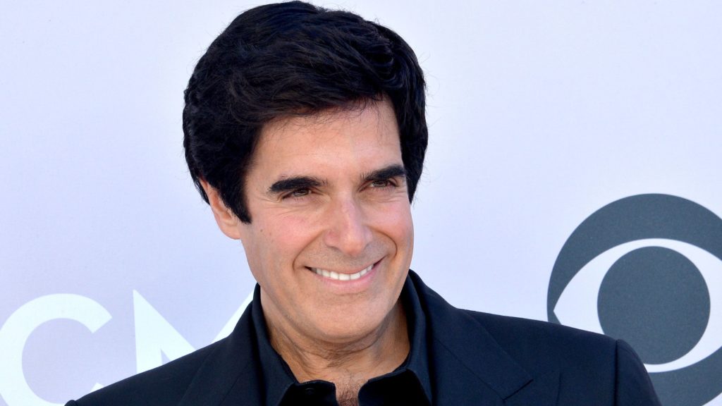 https://www.mathieugrant.com/wp-content/uploads/2020/05/david-copperfield-Magiciens-c%C3%A9l%C3%A8bres-1024x576.jpg