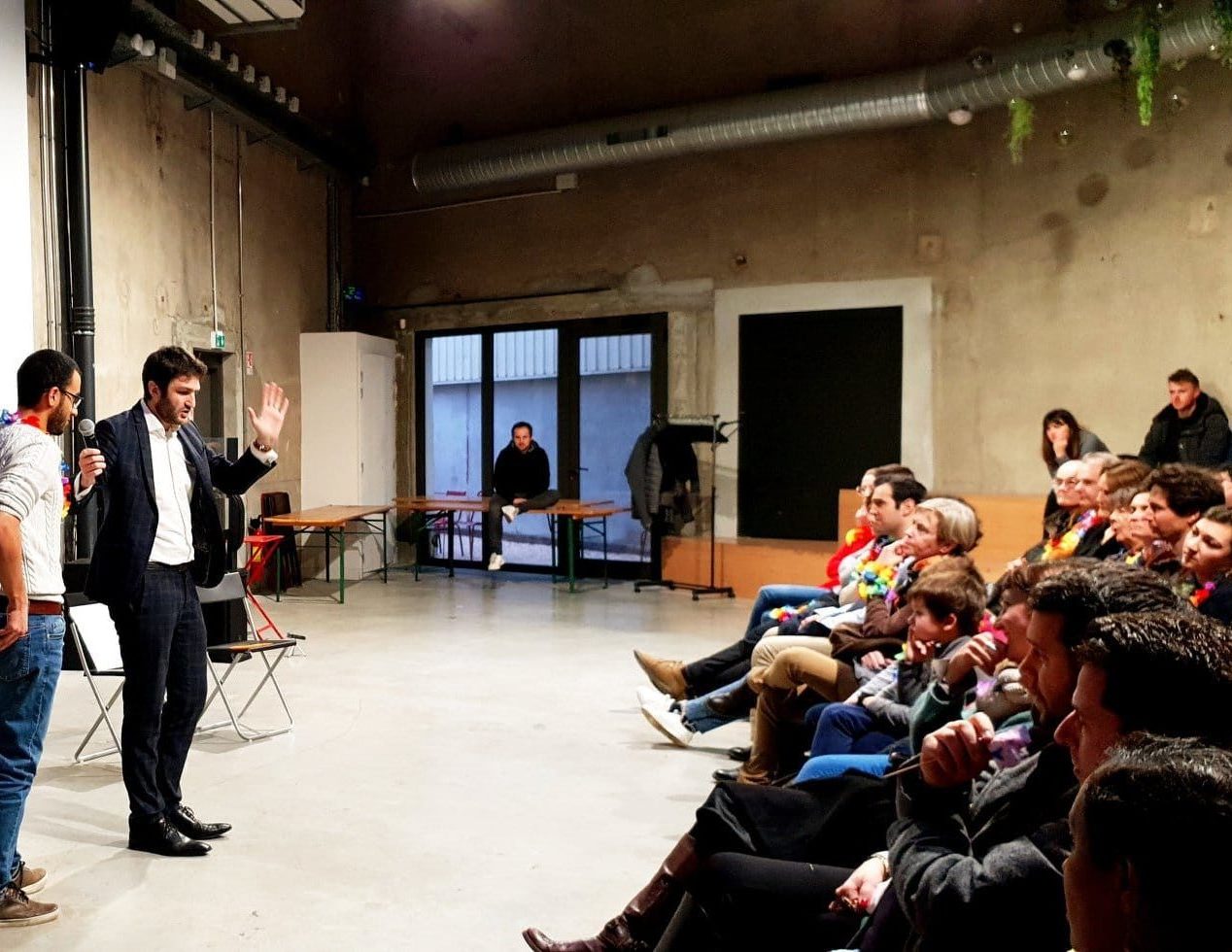 cropped-cropped-cropped-Spectacle-Magie-Magicien-a-Lyon.jpg
